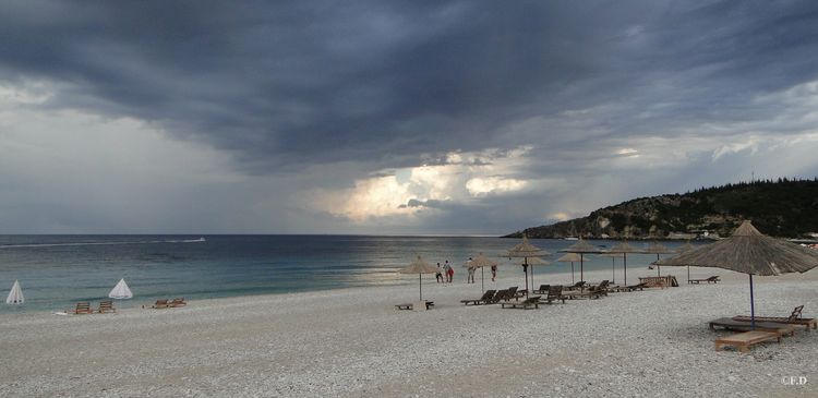 Strand Livadh; Albanien