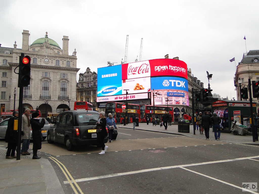 Piccadilly Circus